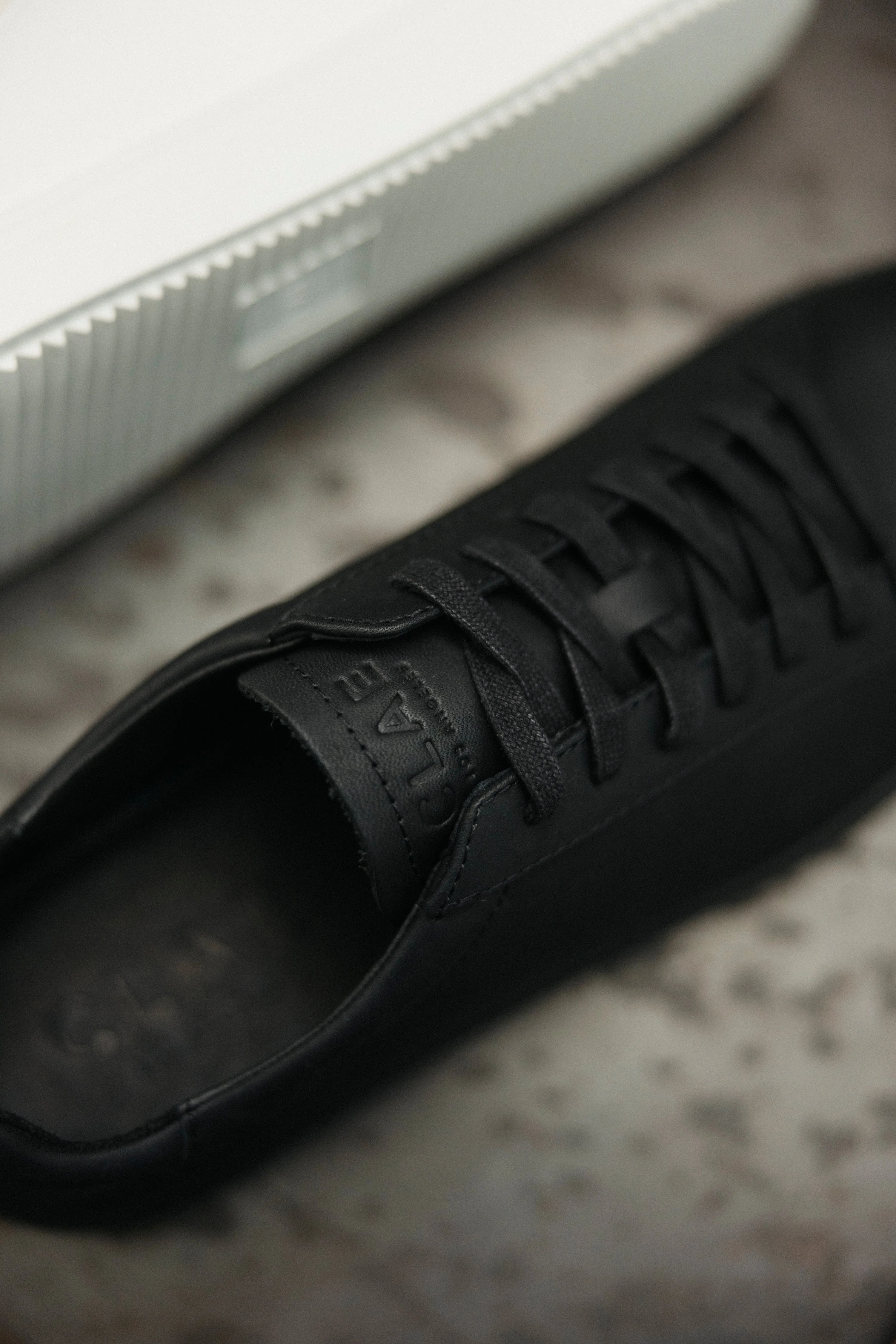 BRADLEY ESSENTIALS - Image 9